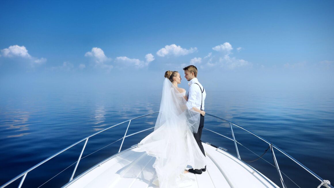 Yacht Weddings: The Pros and Cons