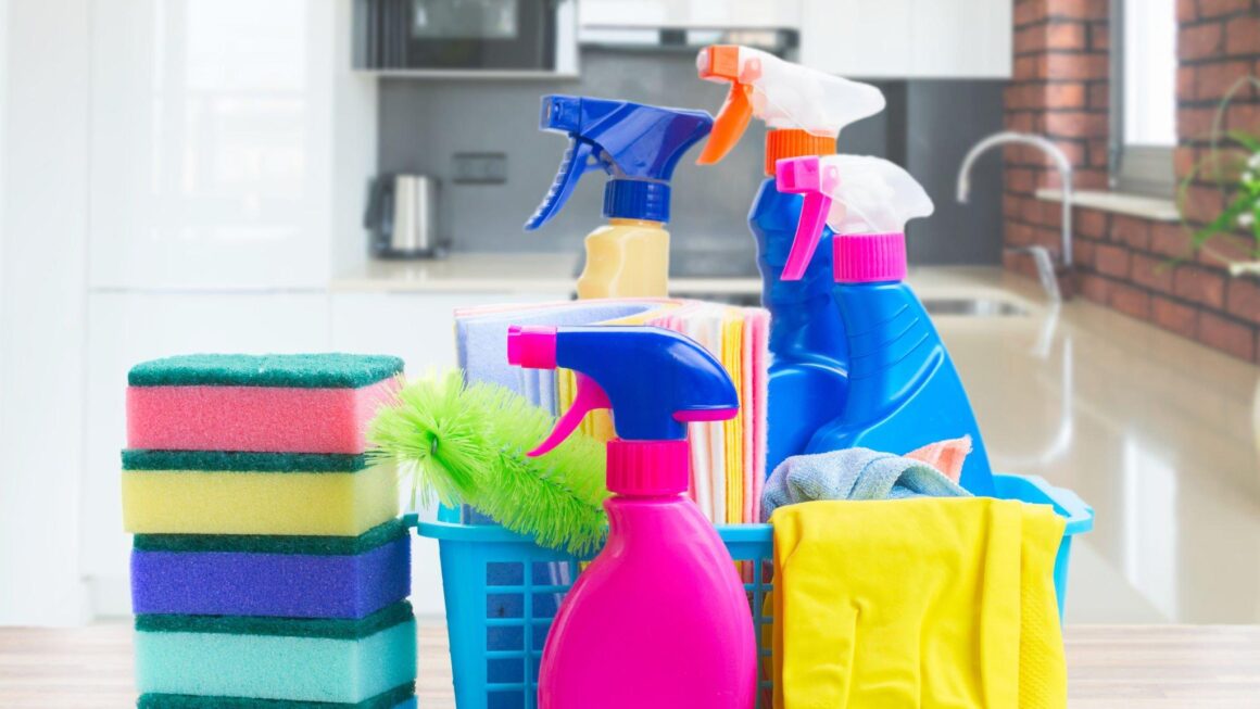 Comprehensive Checklist for Kitchen Cleaning